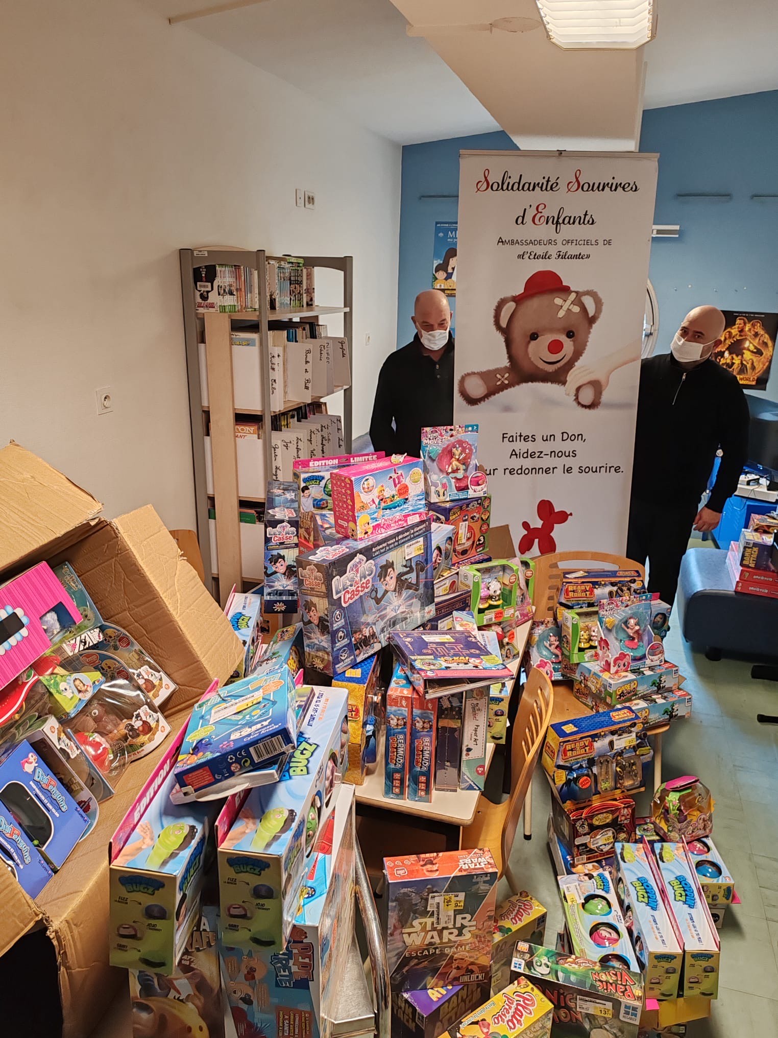 collecte de jouet et de livres